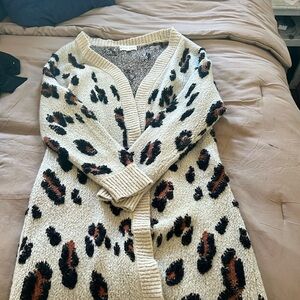 Long cheetah sweater